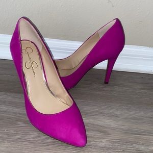 Fuchsia pump